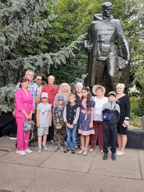 Сотрудники Великочерниговского отдела жизнеобеспечения приняли участие в митинге посвященному "Дню памяти и скорби " Сотрудники Великочерниговского отдела жизнеобеспечения приняли участие в митинге посвященному "Дню памяти и скорби "