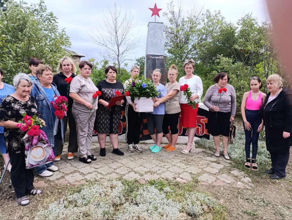 Память сильнее времени»: прошли митинги в честь Дня памяти и скорби Память сильнее времени»: прошли митинги в честь Дня памяти и скорби