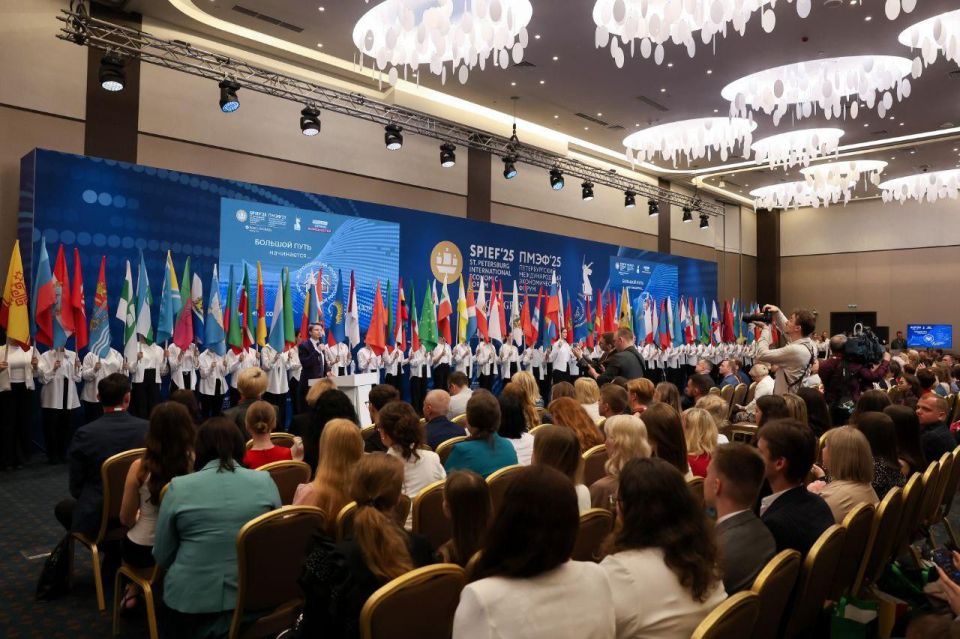 Стали известны победители конкурса «Моя страна — моя Россия» Стали известны победители конкурса «Моя страна — моя Россия»