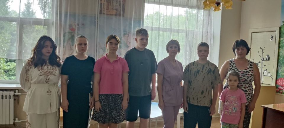 Сотрудники ГБУЗ "ЛРДКБ" ЛНР 22.06.25г. в 12:15 приняли участие в о Всероссийской акции "Минута молчания" Сотрудники ГБУЗ "ЛРДКБ" ЛНР 22.06.25г. в 12:15 приняли участие в о Всероссийской акции "Минута молчания"