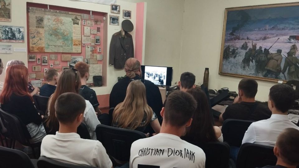 Молодежи рассказали о войне Молодежи рассказали о войне