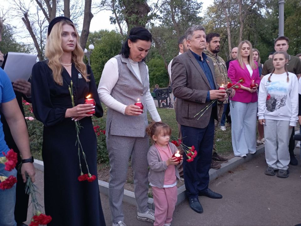 Яна Пащенко: В столичном Парке культуры и отдыха им. М. Горького состоялась памятная акция, приуроченная годовщине начала Великой Отечественной войны Яна Пащенко: В столичном Парке культуры и отдыха им. М. Горького состоялась памятная акция, приуроченная годовщине начала Великой Отечественной войны