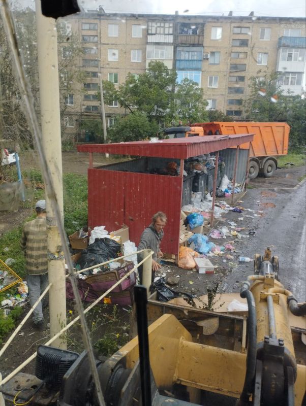 В городском округе город Ровеньки продолжается борьба с мусором В городском округе город Ровеньки продолжается борьба с мусором