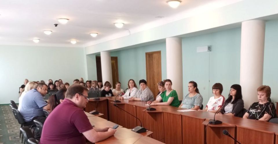 Юридическим отделом Администрации городского округа муниципальное образование городской округ город Кировск Луганской Народной Республики проведен семинар для сотрудников Администрации и Совета городского округа... Юридическим отделом Администрации городского округа муниципальное образование городской округ город Кировск Луганской Народной Республики проведен семинар для сотрудников Администрации и Совета городского округа...