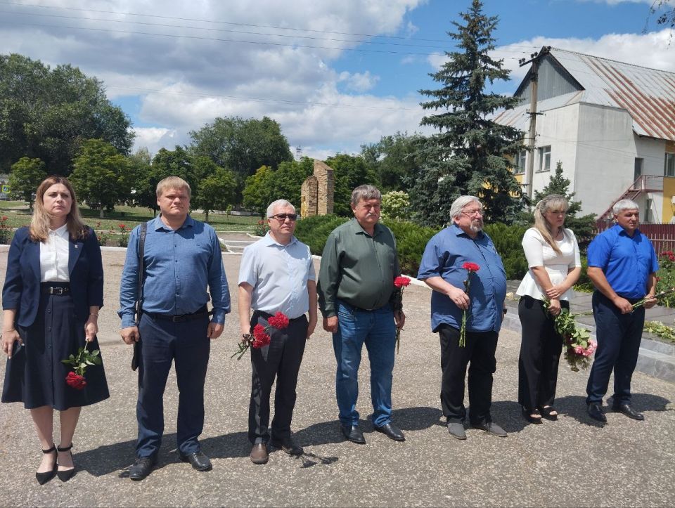 Виталий Коваленко: С большой ответственностью и чувством глубокого уважения принял участие в митинге, посвящённом Дню памяти и скорби – 22 июня Виталий Коваленко: С большой ответственностью и чувством глубокого уважения принял участие в митинге, посвящённом Дню памяти и скорби – 22 июня