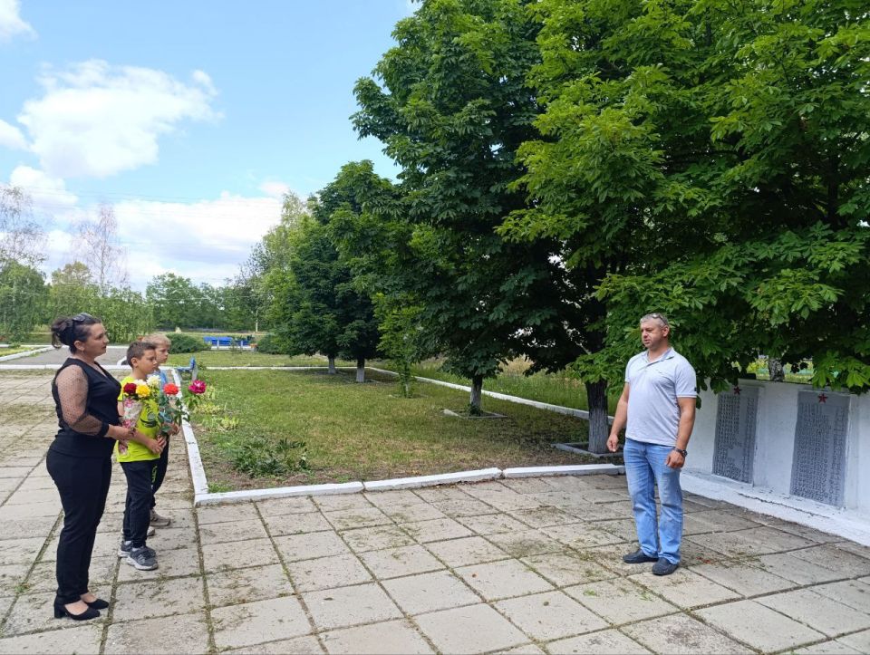 В селах Беловодского муниципального округа прошли трогательные и трепетные мероприятия, посвящённые Дню памяти и скорби – 22 июня В селах Беловодского муниципального округа прошли трогательные и трепетные мероприятия, посвящённые Дню памяти и скорби – 22 июня