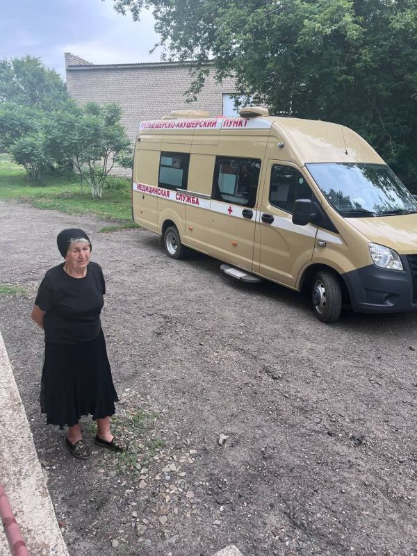 Специалисты из Свердловской городской больницы провели выездной прием в с. Д. Ермаковка Специалисты из Свердловской городской больницы провели выездной прием в с. Д. Ермаковка