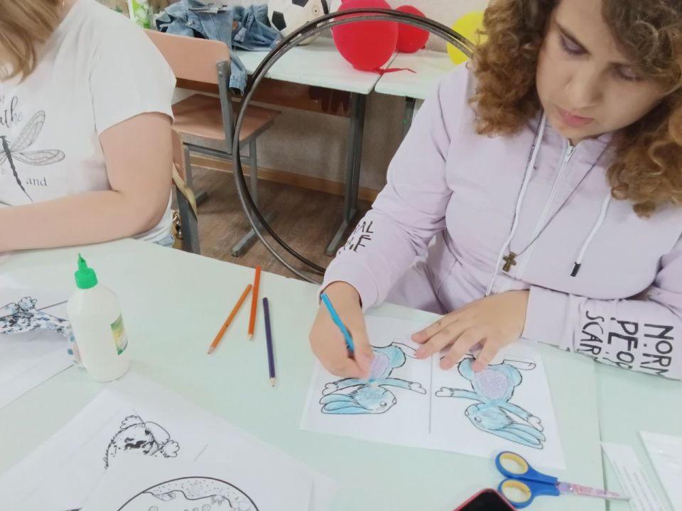 На пришкольных площадках продолжается активный отдых юных жителей Краснодонщины На пришкольных площадках продолжается активный отдых юных жителей Краснодонщины