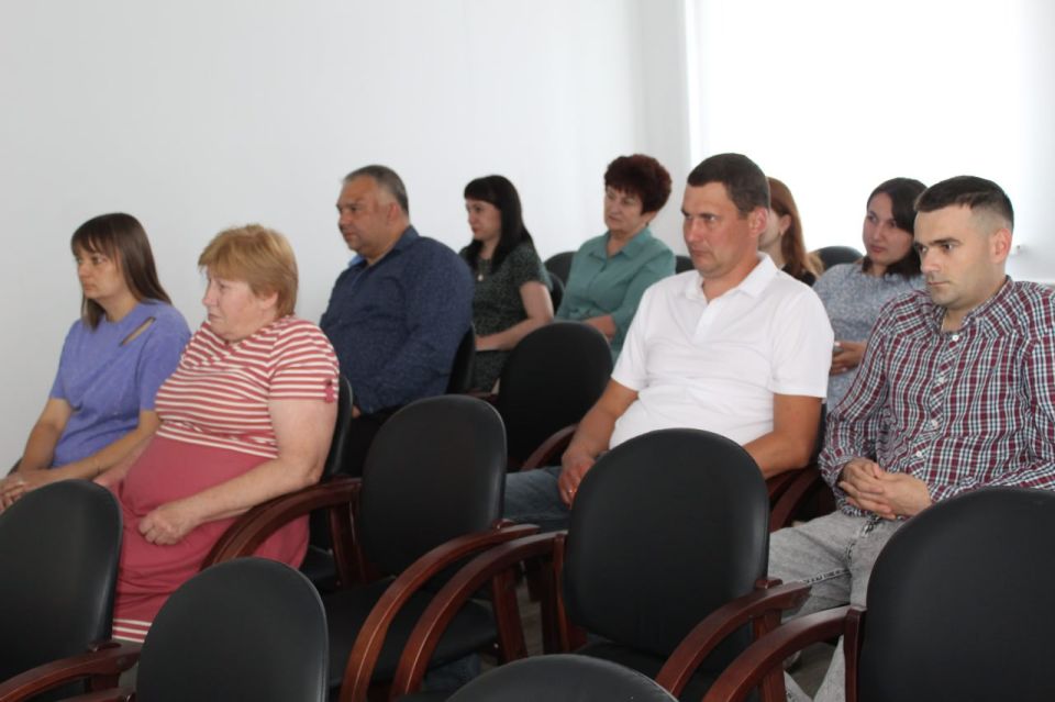 Состоялась встреча между сотрудниками ПСБ и представителями Администрации Новопсковского МО, посвященная актуальным вопросам банковских продуктов и, что особенно важно, противодействию мошенническим схемам, которые, к... Состоялась встреча между сотрудниками ПСБ и представителями Администрации Новопсковского МО, посвященная актуальным вопросам банковских продуктов и, что особенно важно, противодействию мошенническим схемам, которые, к...