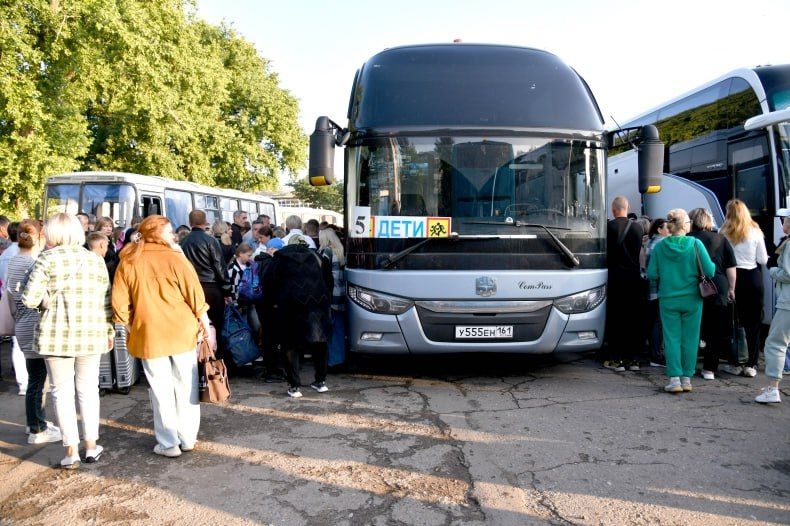 Второй поток свердловских детей отправился отдыхать в СОК «Ромашка» Второй поток свердловских детей отправился отдыхать в СОК «Ромашка»