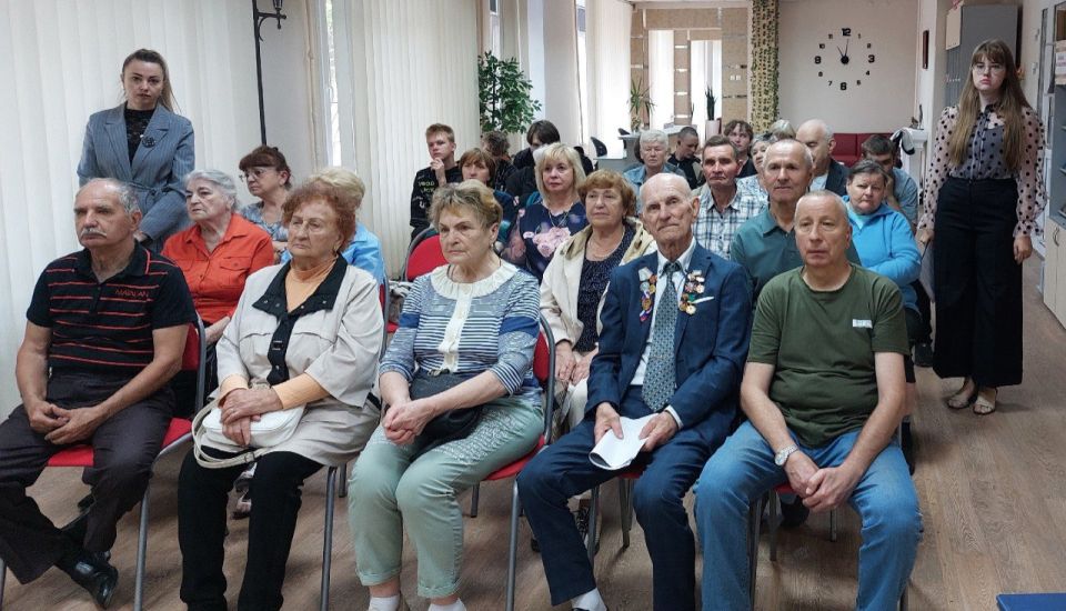 Легендарный Парад 1945 года Легендарный Парад 1945 года