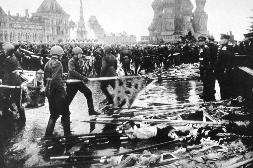 «История в каждом шаге» - День города 232-я годовщина «История в каждом шаге» - День города 232-я годовщина