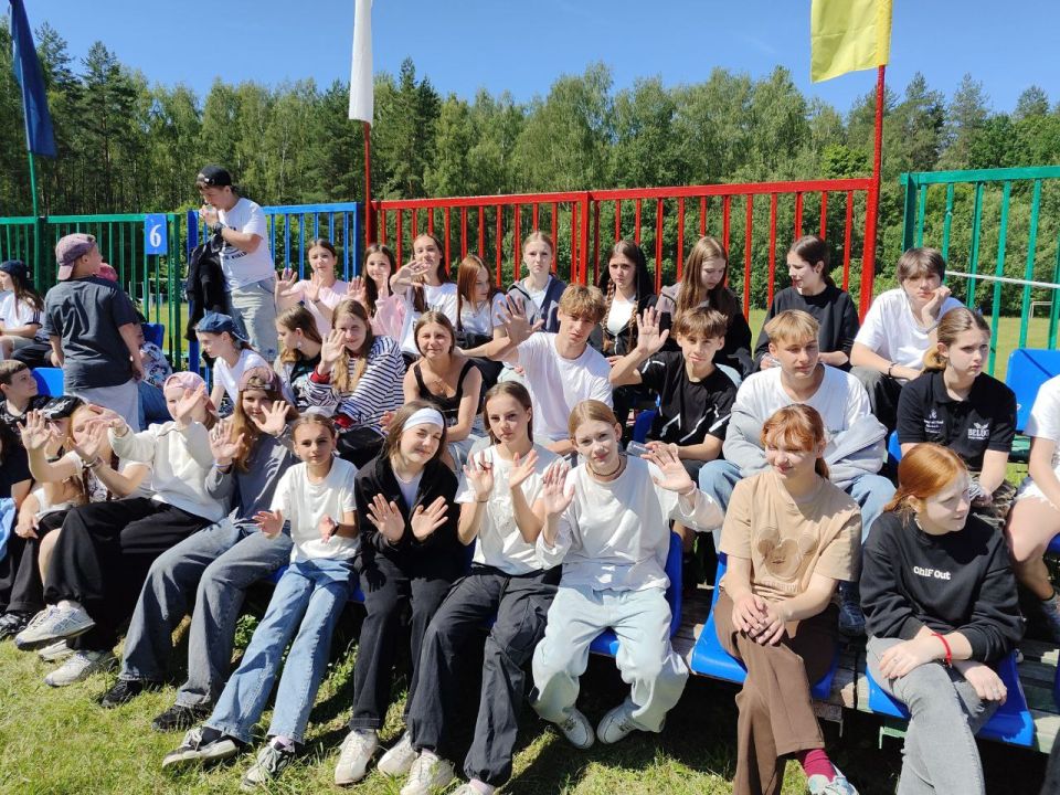 Константин Бутримов: ИСКРЕННЯЯ БЛАГОДАРНОСТЬ ЗА ЛЕТНЮЮ СКАЗКУ ДЛЯ ДЕТЕЙ ЛУГАНЩИНЫ! Константин Бутримов: ИСКРЕННЯЯ БЛАГОДАРНОСТЬ ЗА ЛЕТНЮЮ СКАЗКУ ДЛЯ ДЕТЕЙ ЛУГАНЩИНЫ!
