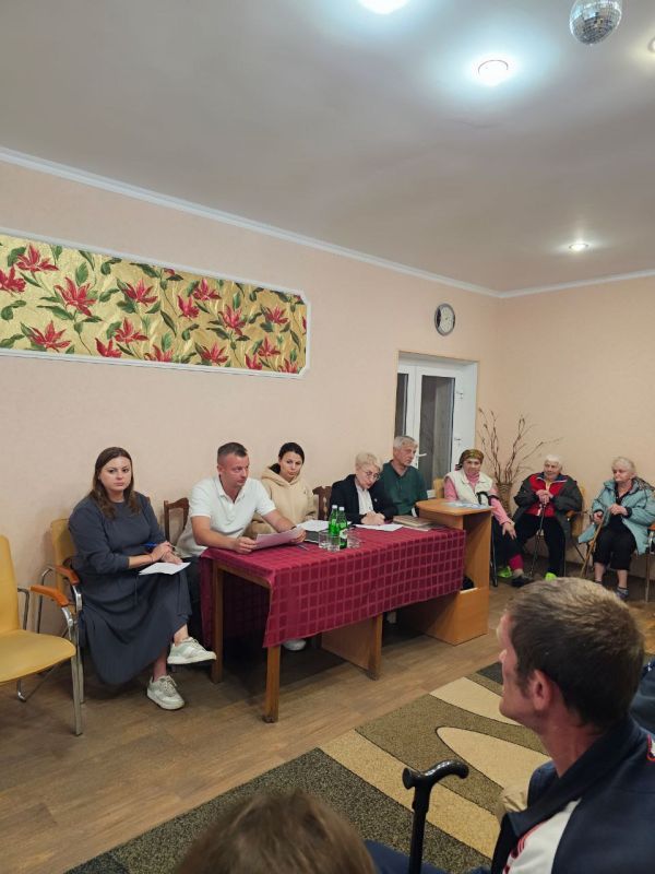 Галина Дуброва: Вместе мы рядом: посетили пункт временного размещения "Жемчужина" в Новопскове Галина Дуброва: Вместе мы рядом: посетили пункт временного размещения "Жемчужина" в Новопскове