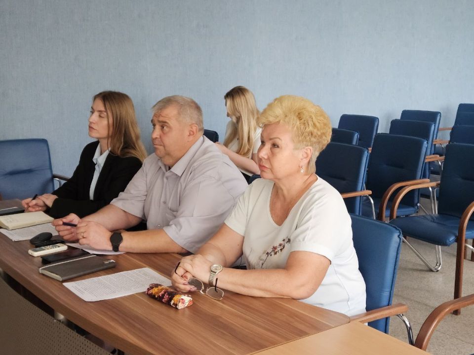 Сегодня по инициативе комитета по конституционному законодательству и государственному строительству Совета Федерации прошел круглый стол на тему "Актуальные проблемы мировой юстиции в РФ" Сегодня по инициативе комитета по конституционному законодательству и государственному строительству Совета Федерации прошел круглый стол на тему "Актуальные проблемы мировой юстиции в РФ"