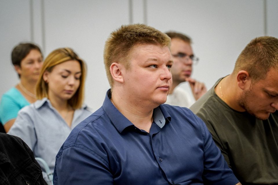 Совершенно секретно!. Но вам расскажем За каждым крупным событием стоят люди, которые трудятся, чтобы итоговый результат не подвёл Совершенно секретно!. Но вам расскажем За каждым крупным событием стоят люди, которые трудятся, чтобы итоговый результат не подвёл