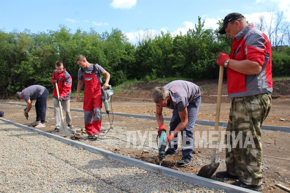 В Алчевске на базе ДонГТУ появится три новых спортивных объекта В Алчевске на базе ДонГТУ появится три новых спортивных объекта