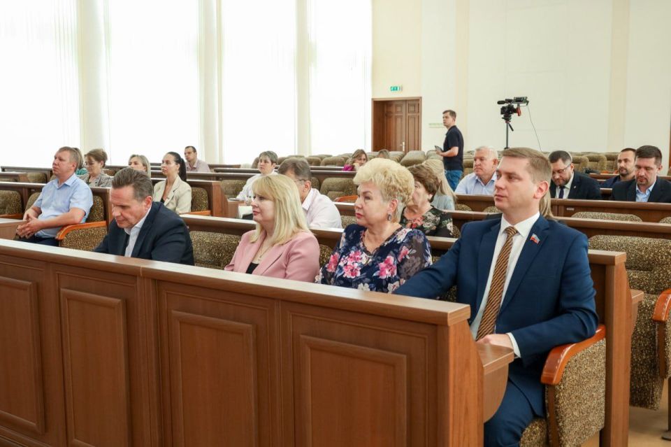 Игорь Рябушкин: Принял участие в публичных слушаниях по проекту закона Луганской Народной Республики № 1094-1 «Об исполнении бюджета Луганской Народной Республики за 2024 год» ( Игорь Рябушкин: Принял участие в публичных слушаниях по проекту закона Луганской Народной Республики № 1094-1 «Об исполнении бюджета Луганской Народной Республики за 2024 год» (