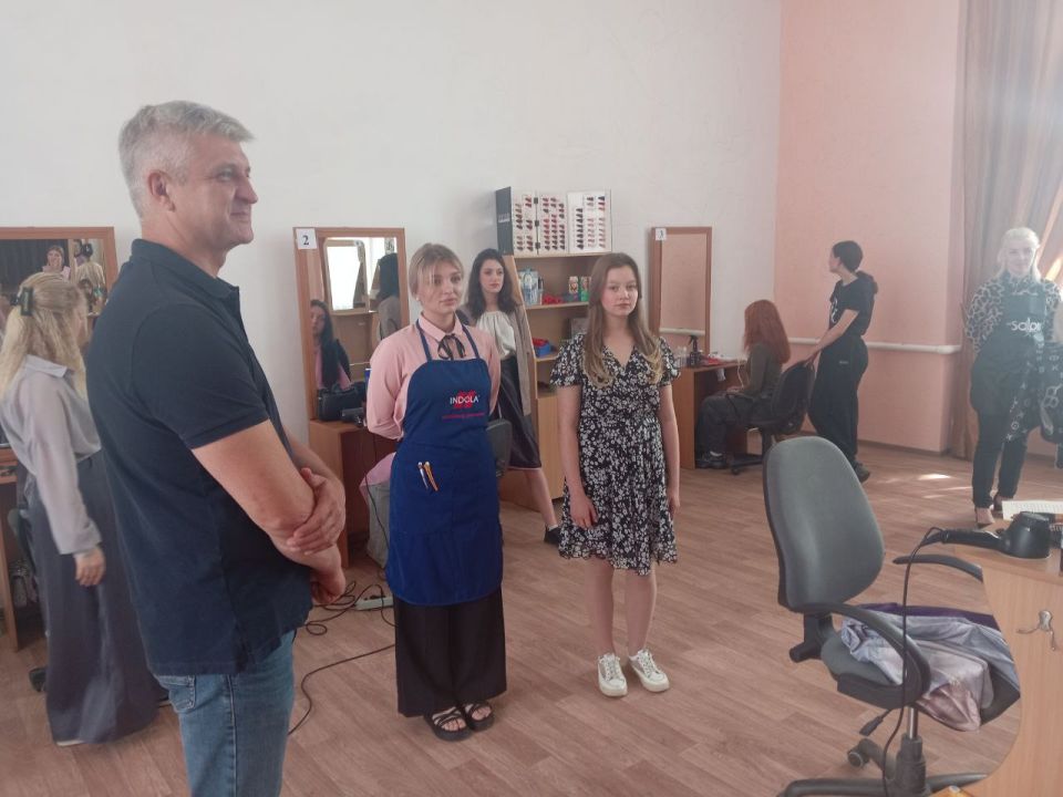 В рамках партийного проекта «Выбирай свое» партии «ЕДИНАЯ РОССИЯ» заместитель Председателя Совета В рамках партийного проекта «Выбирай свое» партии «ЕДИНАЯ РОССИЯ» заместитель Председателя Совета