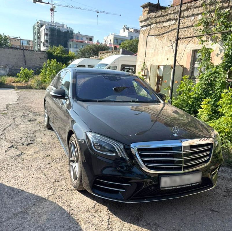       Mercedes-Benz 2019  ,       ,     ,   - 