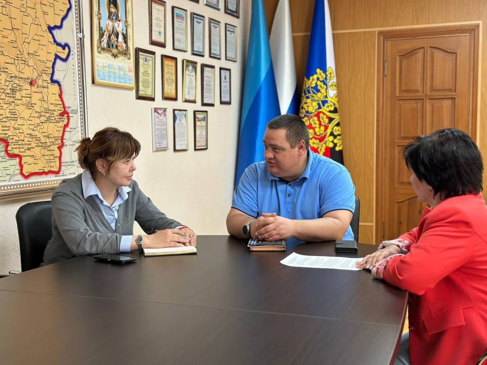Андрей Рубанцов: Городской округ город Ровеньки с рабочим визитом посетил Министр экономического развития Луганской Народной Республики Андрей Рубанцов: Городской округ город Ровеньки с рабочим визитом посетил Министр экономического развития Луганской Народной Республики