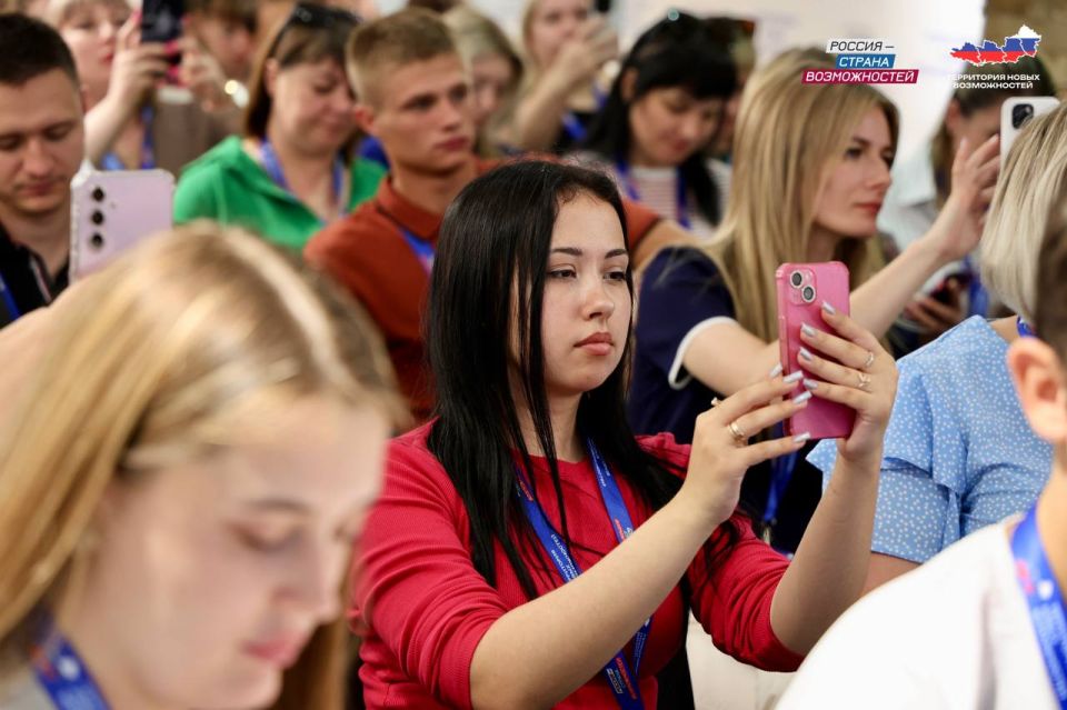 Как найти подход к каждому ученику, выстроить доверительное общение и стать настоящим наставником? Как найти подход к каждому ученику, выстроить доверительное общение и стать настоящим наставником?