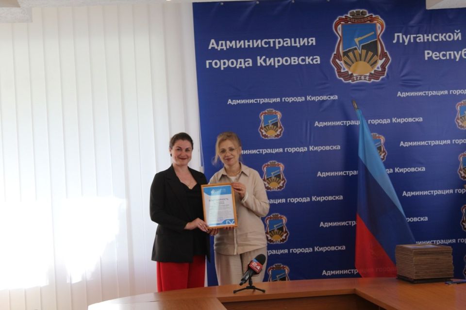 В Кировске в преддверии Дня молодежи состоялось чествование молодежных активистов В Кировске в преддверии Дня молодежи состоялось чествование молодежных активистов