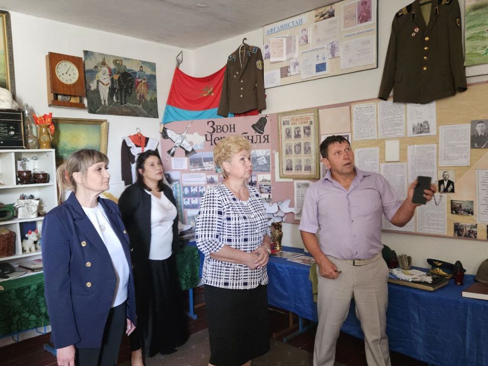 Ольга Бас: С рабочим визитом посетила Рыбянцевскую школу Новопсковского муниципального округа Ольга Бас: С рабочим визитом посетила Рыбянцевскую школу Новопсковского муниципального округа