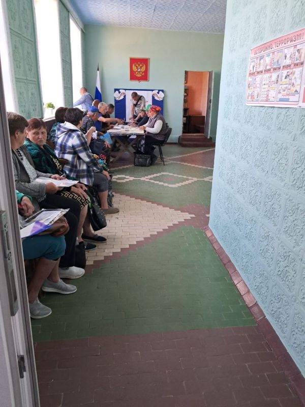 Владимир Чернев: В Старобельском округе продолжается работа в сёлах и отдалённых населённых пунктах Владимир Чернев: В Старобельском округе продолжается работа в сёлах и отдалённых населённых пунктах