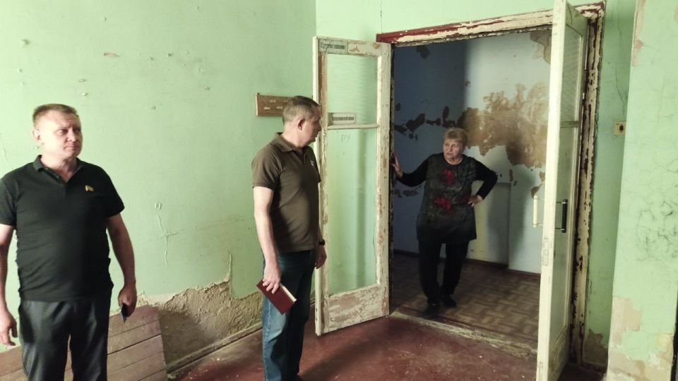 Андрей Губарев: По итогам выездного приема посетил МБУ «Дворец культуры» города Горское Андрей Губарев: По итогам выездного приема посетил МБУ «Дворец культуры» города Горское