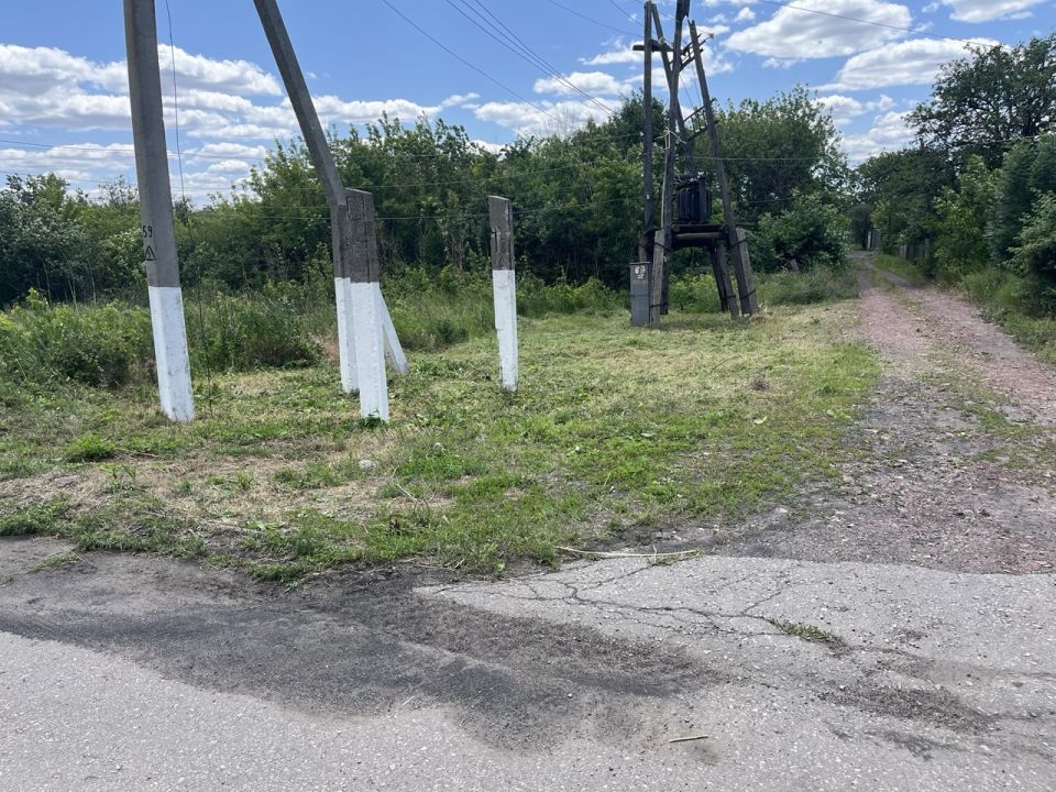 В подведомственных Администрации ГО г. Красный Луч территориях продолжаются субботники В подведомственных Администрации ГО г. Красный Луч территориях продолжаются субботники