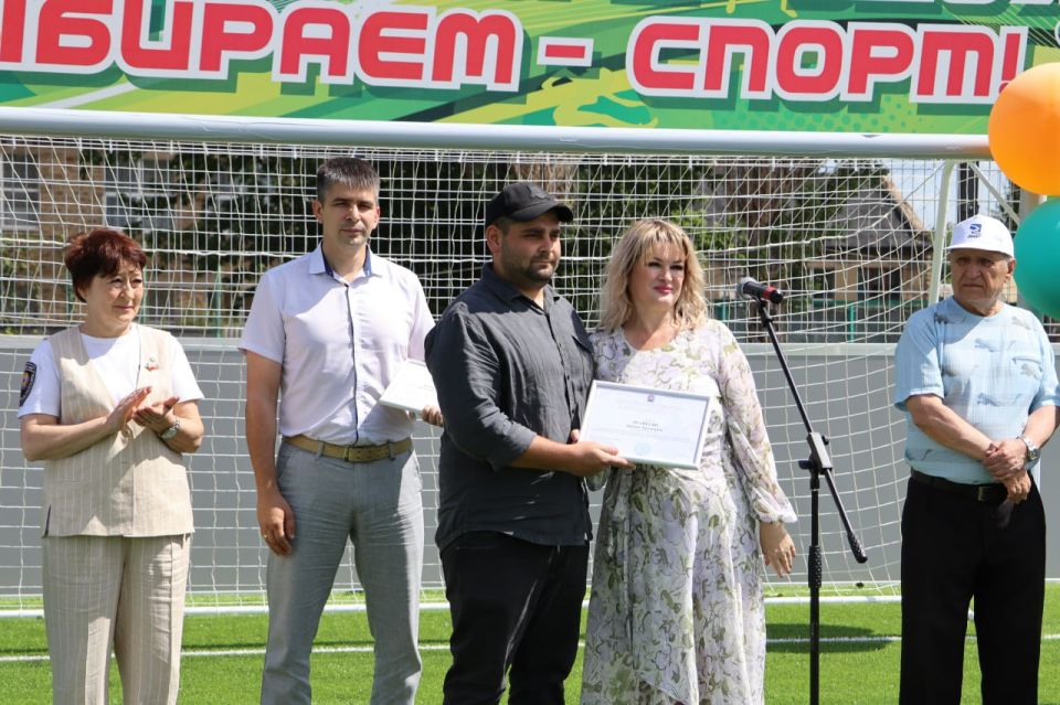 Спорт - это сила, спорт - это жизнь Спорт - это сила, спорт - это жизнь