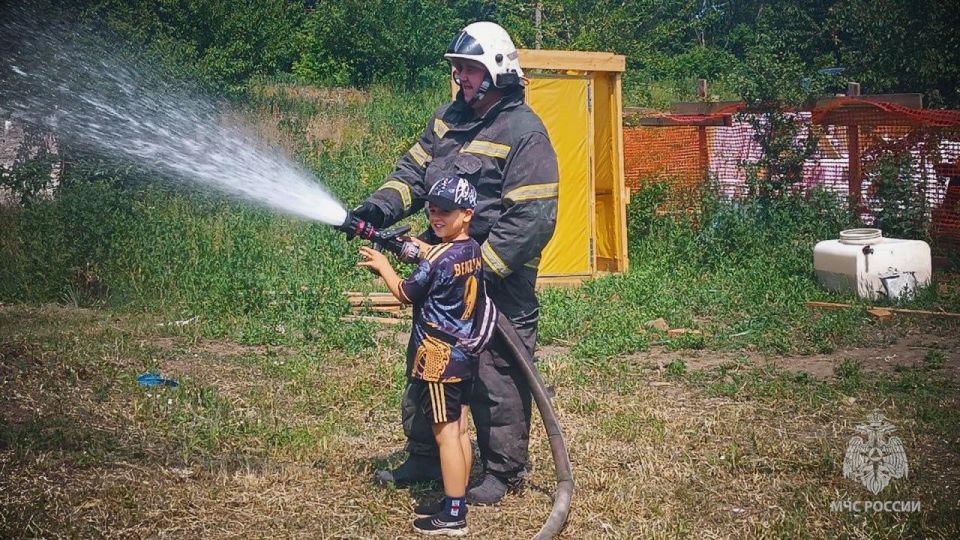 Про безопасность помни всегда, чтобы с тобой не случилась беда! Про безопасность помни всегда, чтобы с тобой не случилась беда!
