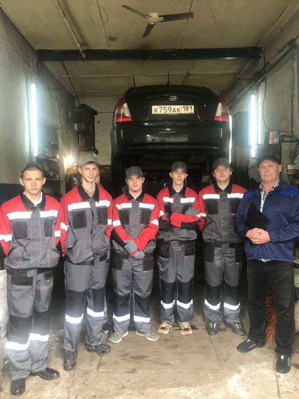 В Стахановском колледже имени Героя Социалистического Труда К. Г. Петрова с 23 по 27 июня 2025 года прошла государственная итоговая аттестация выпускников В Стахановском колледже имени Героя Социалистического Труда К. Г. Петрова с 23 по 27 июня 2025 года прошла государственная итоговая аттестация выпускников