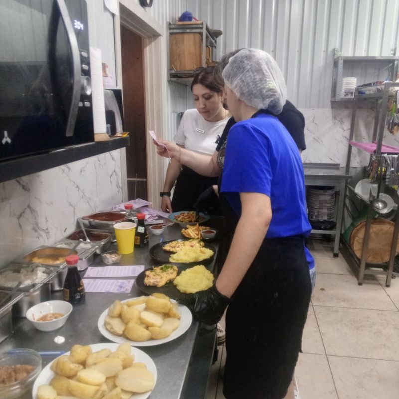 Сегодня состоялся ІI региональный этап Всероссийской ярмарки трудоустройства «Работа России. Время возможностей» Сегодня состоялся ІI региональный этап Всероссийской ярмарки трудоустройства «Работа России. Время возможностей»