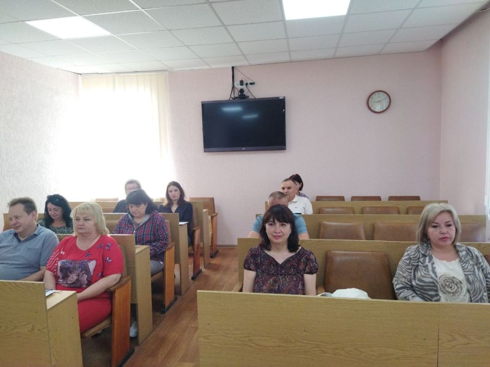 Сегодня Глава городского округа провел совещание с руководителями структурных подразделений Администрации, где обсуждались ключевые темы и были поставлены задачи, которые требуют оперативного решения Сегодня Глава городского округа провел совещание с руководителями структурных подразделений Администрации, где обсуждались ключевые темы и были поставлены задачи, которые требуют оперативного решения