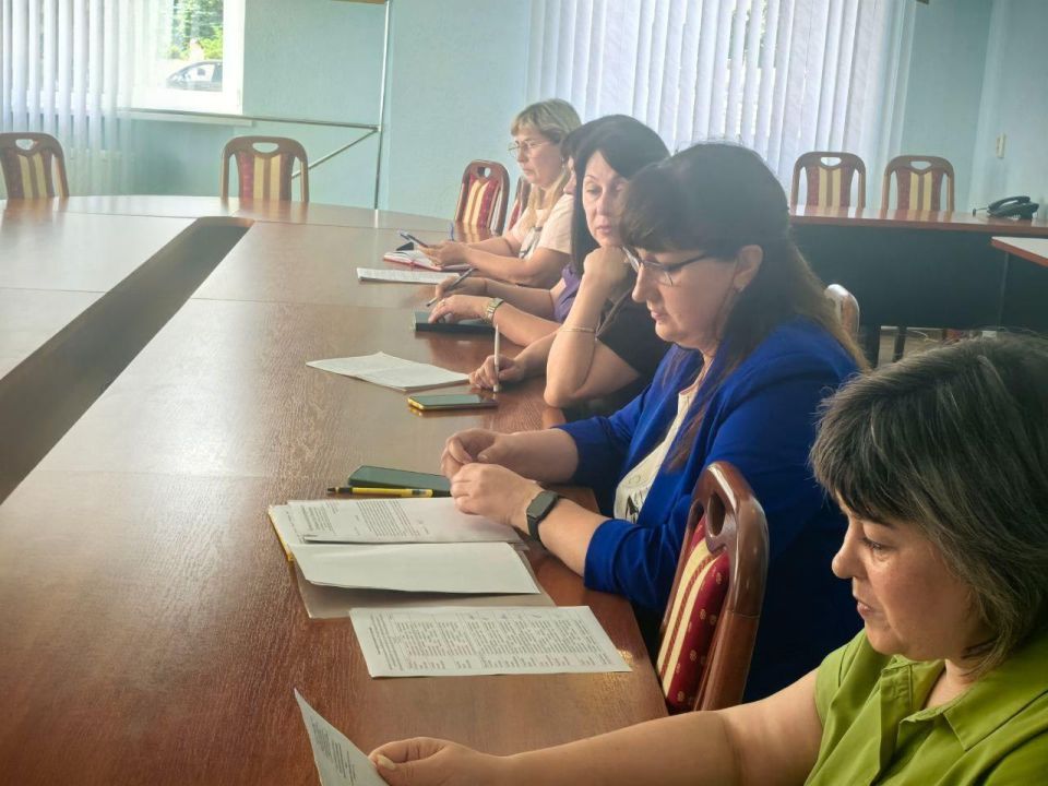 Под председательством Первого заместителя Главы Администрации Краснодонского муниципального округа Анны Гончаровой при участии представителей Межрайонной инспекции Федеральной налоговой службы №8 по Луганской Народной... Под председательством Первого заместителя Главы Администрации Краснодонского муниципального округа Анны Гончаровой при участии представителей Межрайонной инспекции Федеральной налоговой службы №8 по Луганской Народной...