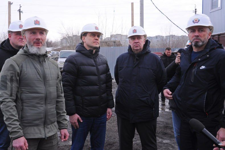 Построенные Красноярским краем дома в ЛНР будут введены в эксплуатацию в 2025–2026 гг Построенные Красноярским краем дома в ЛНР будут введены в эксплуатацию в 2025–2026 гг