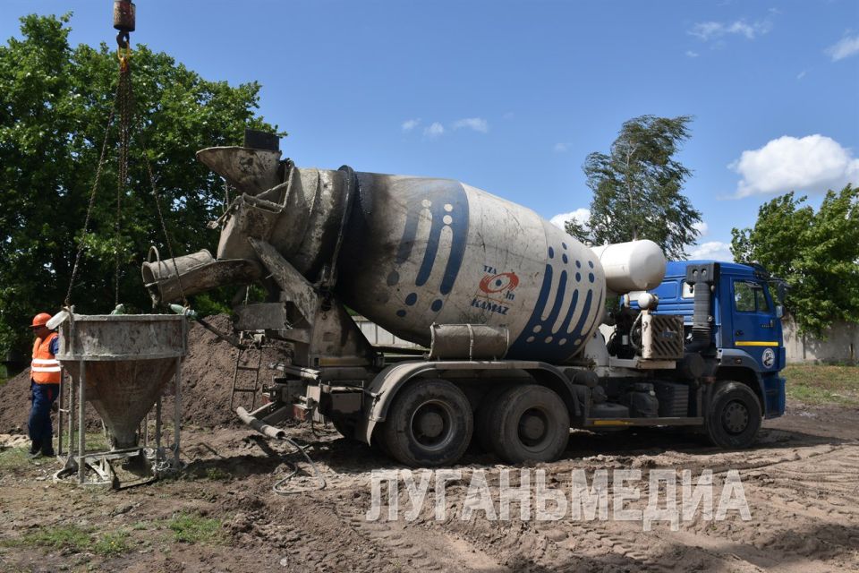 В Рыбянцевской школе Новопсковского района ремонтируют крышу и устанавливают блочную котельную В Рыбянцевской школе Новопсковского района ремонтируют крышу и устанавливают блочную котельную