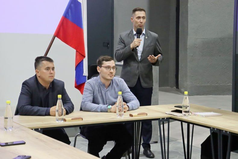 Молодежный парламент при Народном Совете ЛНР и Молодежный парламент Красноярского края подписали соглашение о сотрудничестве Молодежный парламент при Народном Совете ЛНР и Молодежный парламент Красноярского края подписали соглашение о сотрудничестве