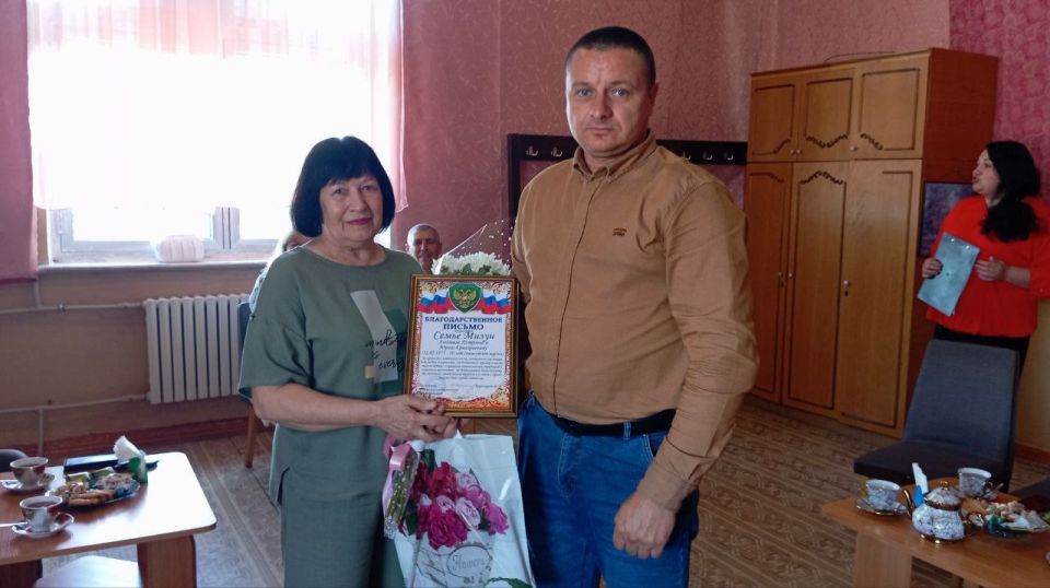 Андрей Рубанцов: По инициативе общественной организации Совет женщин городского округа город Ровеньки Луганского РО Союза женщин России, в преддверии празднования Дня города и Дня семьи любви и верности, в Доме культуры... Андрей Рубанцов: По инициативе общественной организации Совет женщин городского округа город Ровеньки Луганского РО Союза женщин России, в преддверии празднования Дня города и Дня семьи любви и верности, в Доме культуры...