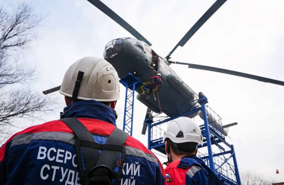 Поздравление с Днём молодёжи члена ОП РФ, руководителя ВСКС Евгения Козеева Поздравление с Днём молодёжи члена ОП РФ, руководителя ВСКС Евгения Козеева
