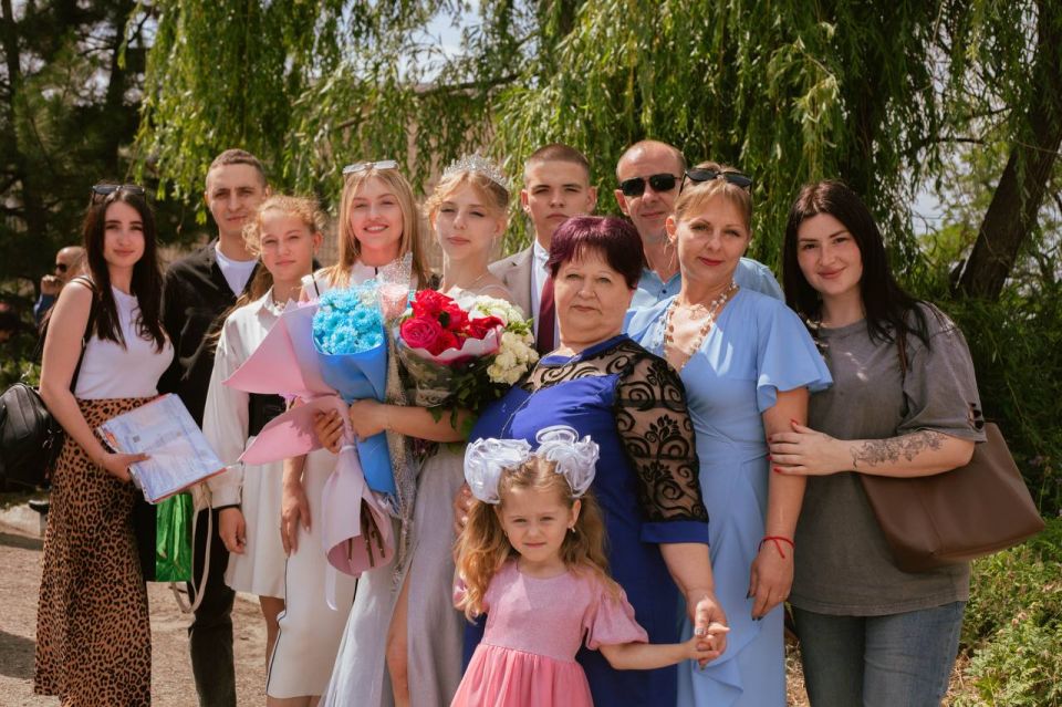 Иван Кусов: По всей Республике сейчас проходят выпускные Иван Кусов: По всей Республике сейчас проходят выпускные