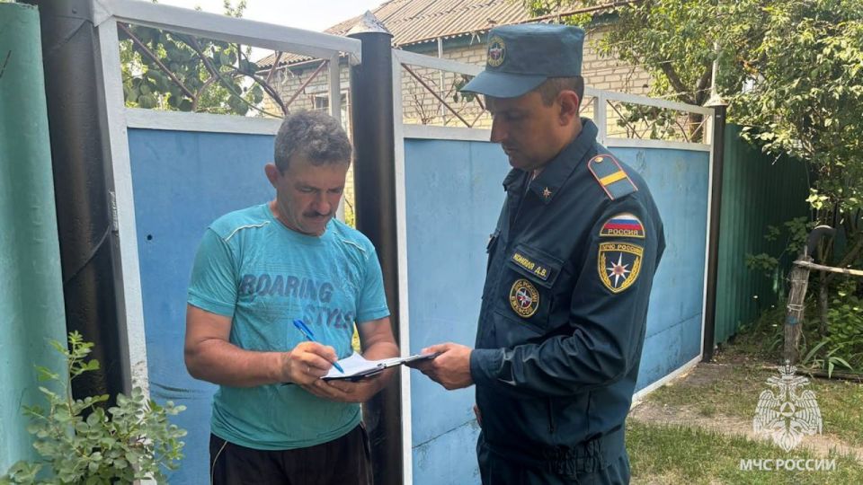 Пока пожарные борются с огнем в экосистеме, несознательные граждане этот труд обнуляют Пока пожарные борются с огнем в экосистеме, несознательные граждане этот труд обнуляют
