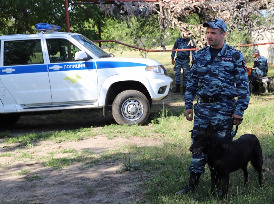 #ПолицияРоссии #МВДпоЛНР #ЦКС #Кинологи #ПолицияРоссии #МВДпоЛНР #ЦКС #Кинологи