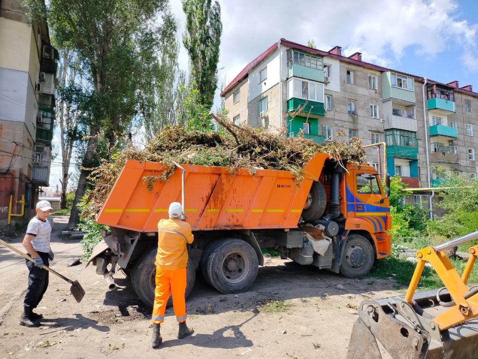 Продолжаем освещать работу коммунальных служб! Продолжаем освещать работу коммунальных служб!