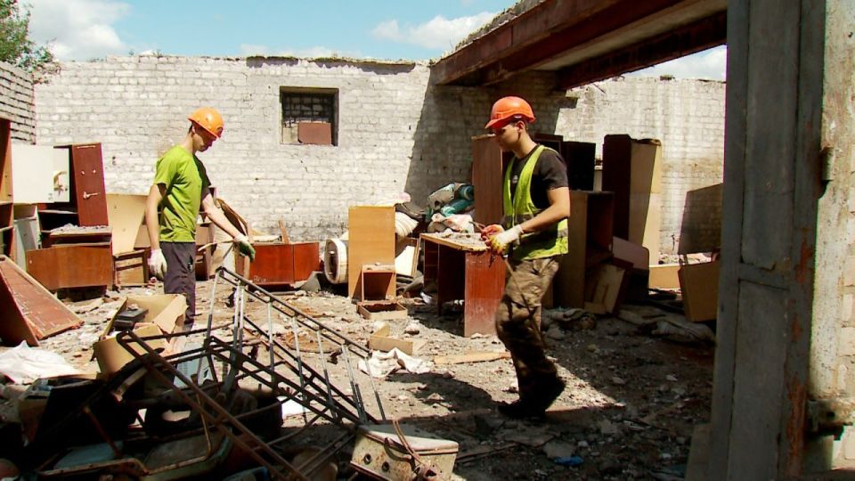 В Краснодоне тюменские строители приступили к реализации проекта по строительству патологоанатомического отделения В Краснодоне тюменские строители приступили к реализации проекта по строительству патологоанатомического отделения
