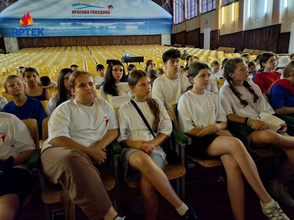 Ученики нашего округа (Валуйская 1) проводят каникулы в замечательных детских оздоровительных лагерях — спортивно-оздоровительном комплексе «Радуга» при Донском государственном техническом университете и детско-юношеском... Ученики нашего округа (Валуйская 1) проводят каникулы в замечательных детских оздоровительных лагерях — спортивно-оздоровительном комплексе «Радуга» при Донском государственном техническом университете и детско-юношеском...