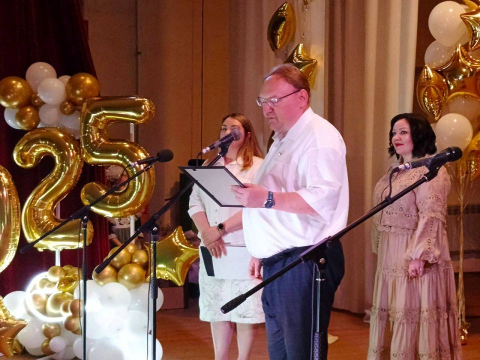 Традиционно в конце июня состоялся городской выпускной Традиционно в конце июня состоялся городской выпускной