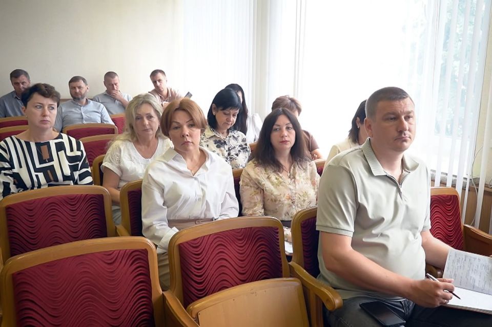 Андрей Сухачев: Актуальные вопросы рассмотрели на расширенном аппаратном совещании Андрей Сухачев: Актуальные вопросы рассмотрели на расширенном аппаратном совещании